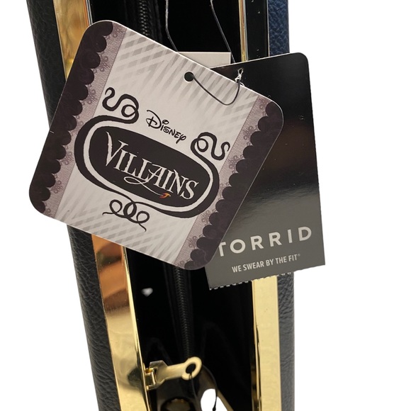 Disney Villians Loungefly Clutch bag - Picture 2 of 11